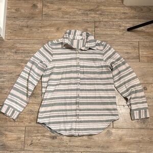 Carve Designs Striped Button-Up Shirt Size Medium